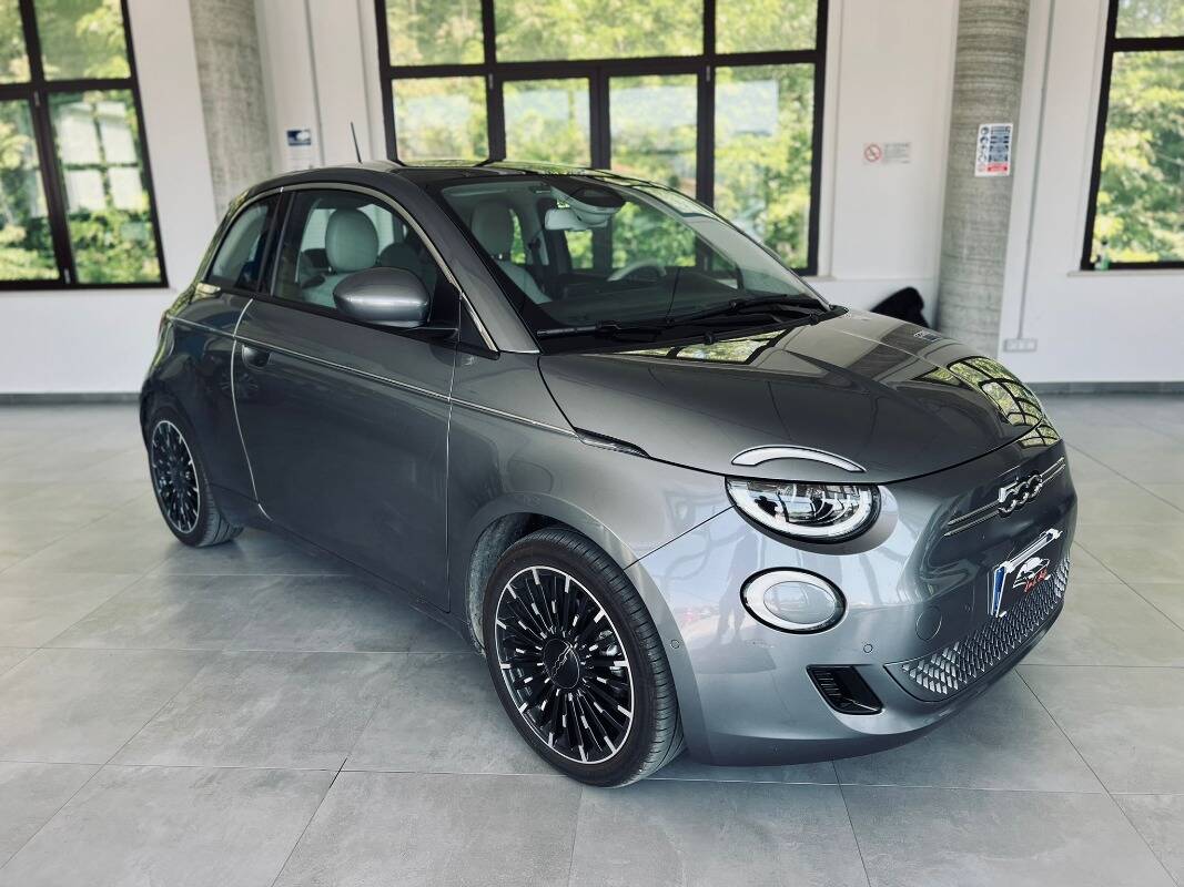 Fiat  500e 42 kWh La Prima - Amb Auto Srl