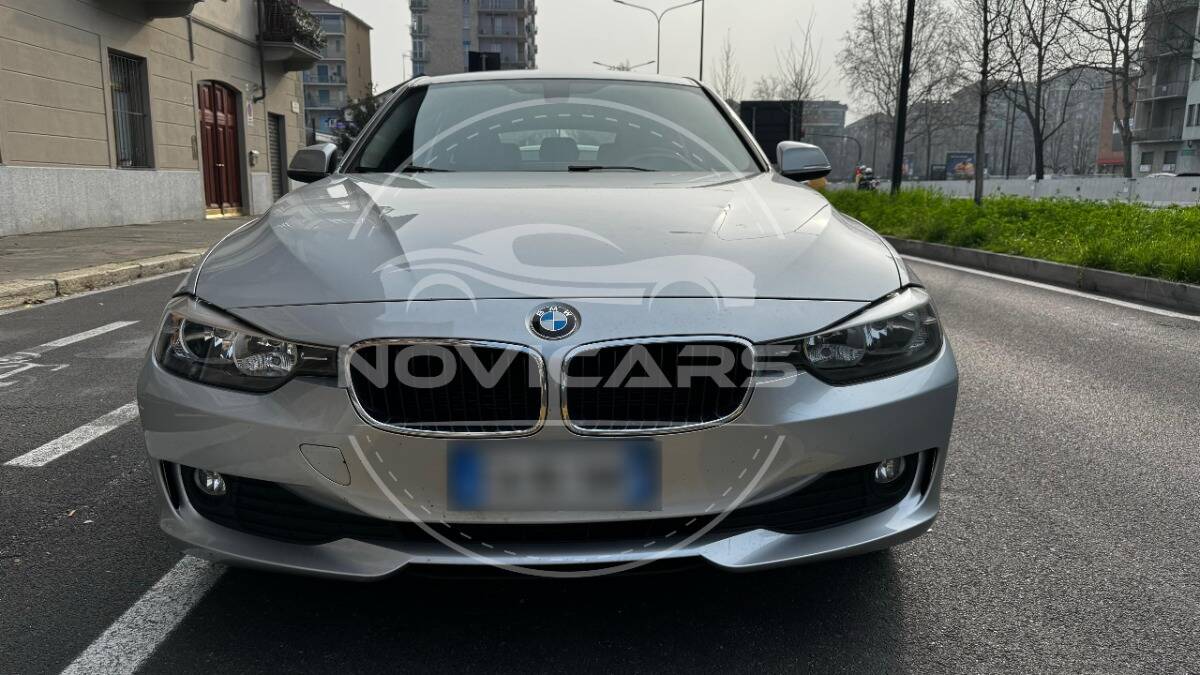 BMW | Serie 3 F/30-31-34-80 320d Luxury - Agenzia intermediazione e vendita  auto usate multimarche a Torino | Novicars.it