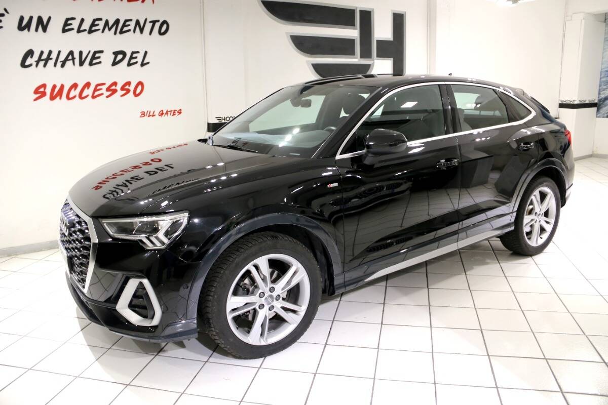 Audi  Q3 Sportback 35 2.0 tdi S line edition s-tronic - Consulenza e  Vendita per Auto, Moto, Nautica, servizi per imprese - Viterbo Italy